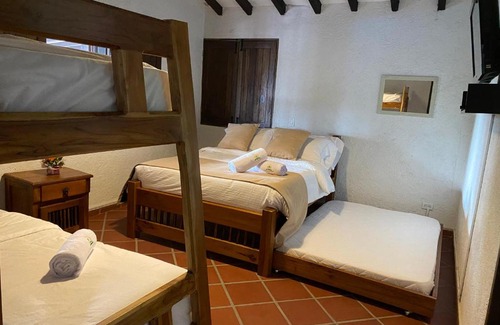 El Penol Hotel | Finca Villa Sofia