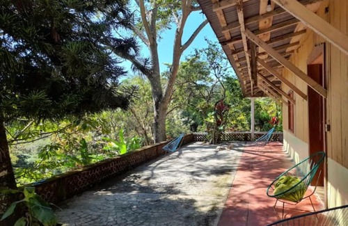 Pluma Hidalgo House | Finca Vista Hermosa