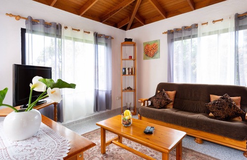 Icod de los Vinos House | Finca with 5000 m2, surrounded by banana plantations and vineyards