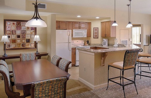 Bay Lake Resort | 𝐅𝐢𝐧𝐝𝐢𝐧𝐠 𝐌𝐞𝐢𝐥𝐢 Inside Disney Gates Bonnet Creek Resort+Perks, 2BR