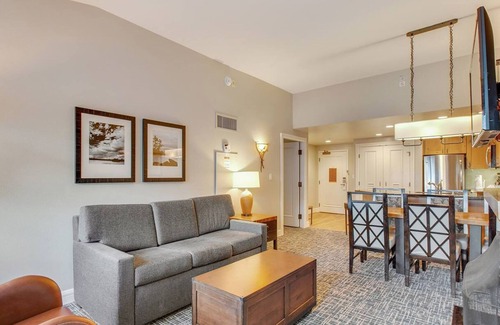 Lakeside Park Resort | 𝐅𝐢𝐧𝐝𝐢𝐧𝐠𝐌𝐞𝐢𝐥𝐢 Ski-In/Out Wonderland Timber Lodge Resort+Amenities.1BR