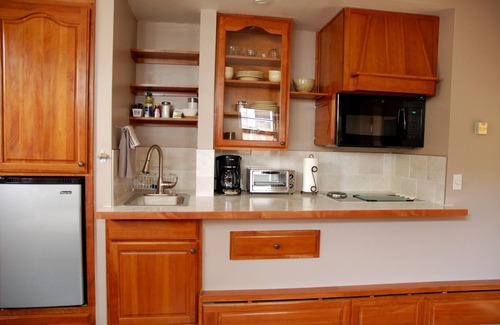 Old Town West Apartment | Finely Crafted Studio Apartment In The Heart Of Old Town
