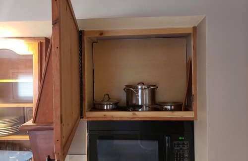 Old Town West Apartment | Finely Crafted Studio Apartment In The Heart Of Old Town