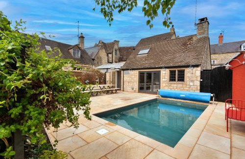 Painswick House | Finest Retreats - ARC Painswick