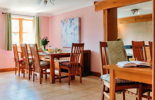 Devils Bridge House | Finest Retreats - The Welsh Farmhouse