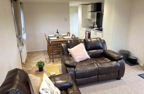 Okehampton Ski Chalet | Finest Retreats | Tor Lodge