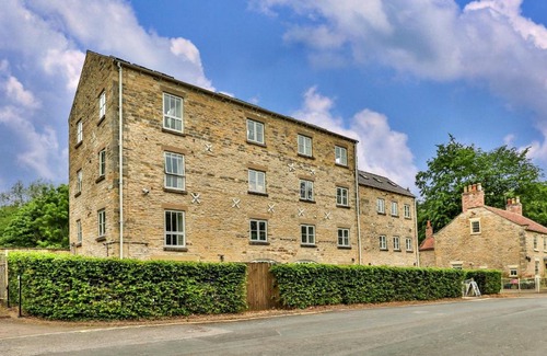 Thornton Dale Apartment | Finest Retreats - Victory Mill - Apartment One