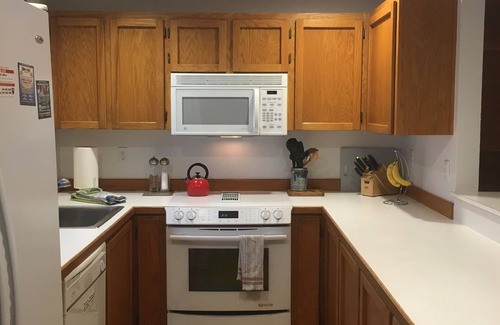 Sunriver Condo | Finest view in Sunriver! Cozy get away to enjoy the snow!