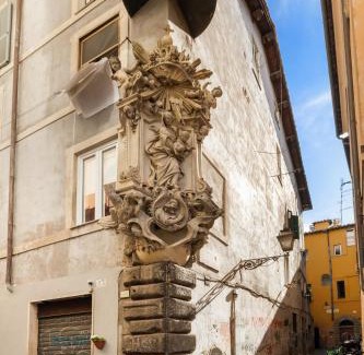 Rione VI Parione Apartment | Fiori Suite