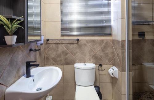 Lephalale House | Fire and Ice Guesthouse Lephalale