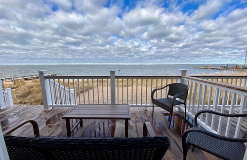 Kismet Apartment | Fire Island Boatel