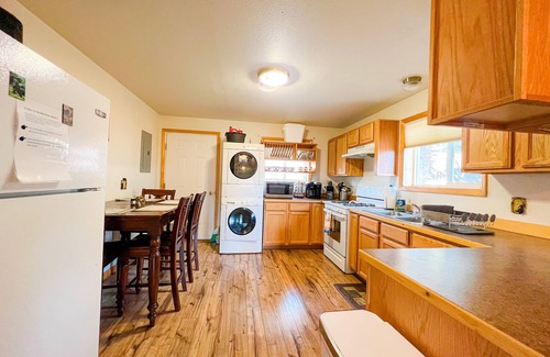 West Yellowstone House | Firehole Cottage ~ Cozy Home To Visit, With The Comforts & Privacy Of Your Own