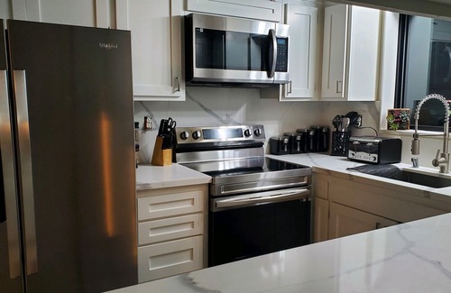 Mammoth Lakes Condo | FIRESIDE IN THE VILLAGE- SLPS 6; apprx 100 ft from GONDALA Location;location