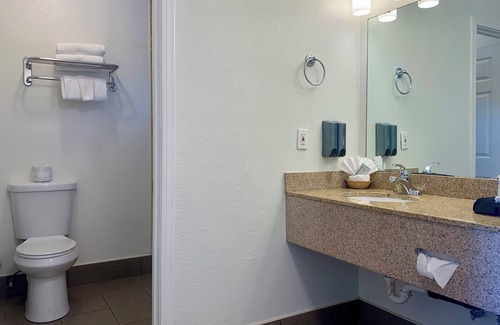 Morro Bay Hotel | Fireside Inn