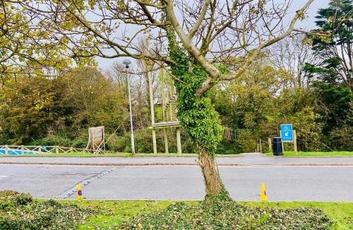 Exmouth House | FIRS BORDEAUX - Beautiful Devon Cliffs Caravan