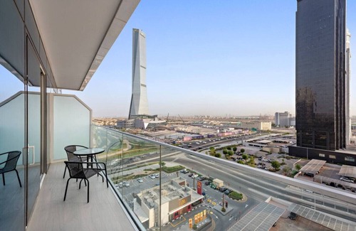 Jumeirah Lake Towers Apartment | FIRST CLASS | 1BR | Stylish Urban Retreat