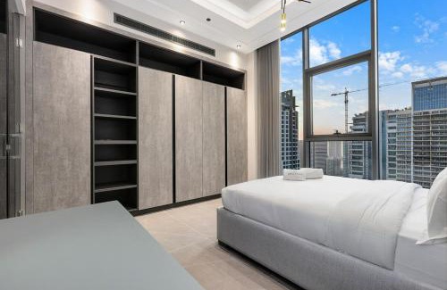 Jumeirah Lake Towers Apartment | FIRST CLASS 3BR Elegant Comfort , Lake Views