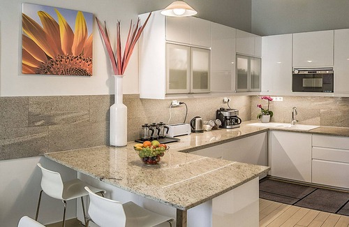 Erzsebetvaros Apartment | First Class Apartment - 160 sq.m, 4 Bedrooms + 4 Bathrooms, in centre
