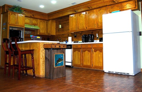 Alba House | First Class Family Lodging Best Location on the Lake!