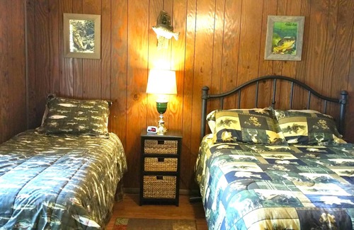 Alba House | First Class Family Lodging Best Location on the Lake!