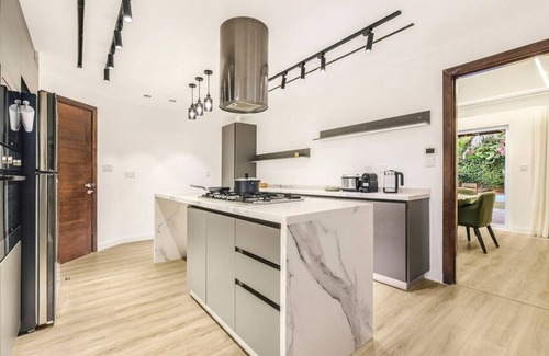 Dubai House | FIRST CLASS | Villa | Quiet Class in the Meadows