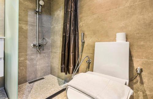 Dubai Apartment | FIRST CLASS Villa Quiet Class in the Meadows