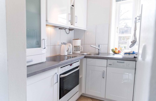 Norddorf Apartment | First floor apartment with terrace for up to 4 people