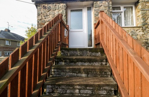 Tremadog Cottage | FIRST FLOOR APARTMENT, family friendly in Tremadog