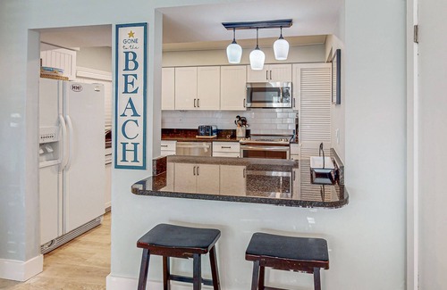 Hilton Head Condo | First Floor Condo near the beach with beach gear, washer/dryer, and pool