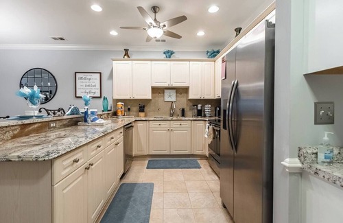 Central Myrtle Beach Apartment | First Floor Condo With Lake View