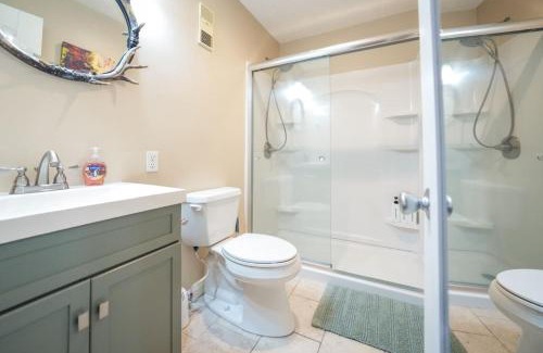 Banner Elk House | First floor, Studio, Resort Access, Portable AC