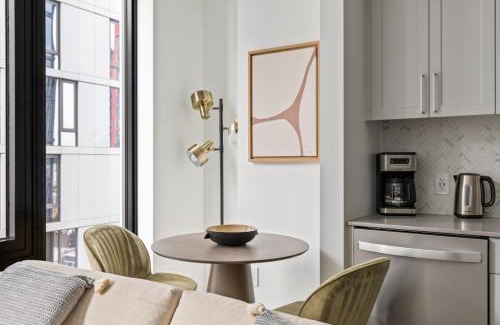 Downtown Seattle Apartment | First Hill Studio w Gym Coworking SEA-456