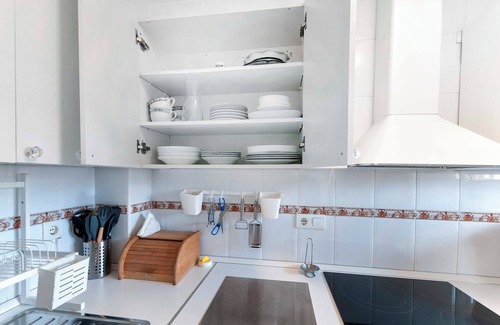 Villajoyosa Apartment | FIRST LINE, LARGE TERRACE, WONDERFUL VIEWS, HIGH STANDING:free wi-fi and P