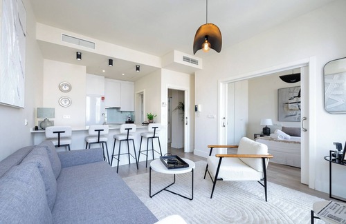 Centro - Sagrario Apartment | FIRST SUITE GRANADA