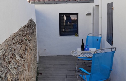 Saint-Gilles-Croix-de-Vie House | Fisherman's house full of charm