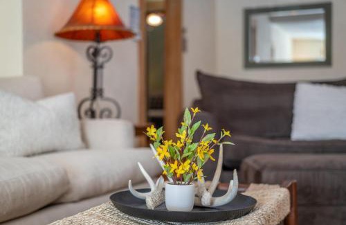 Livingston House | Fisherman's Bungalow