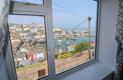 Brixham House | FISHNETS, pet friendly, character holiday cottage in Brixham