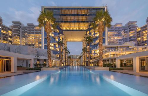 Palm Jumeirah Apartment | FIVE Palm Jumeirah - 2 Bedrooms & Maid Room in a Splendid Resort - ModernLux