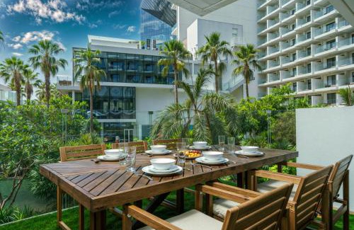 Palm Jumeirah Apartment | FIVE Palm Jumeirah Premier Apartments