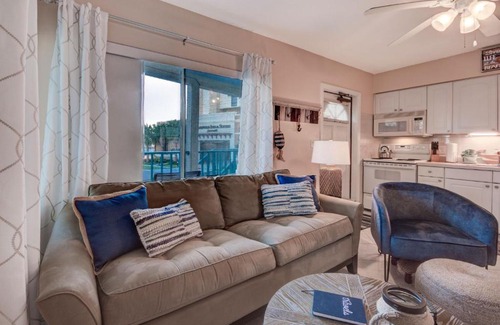 Clearwater Apartment | Five Palms Suite 201 - Daily - Weekly - Monthly