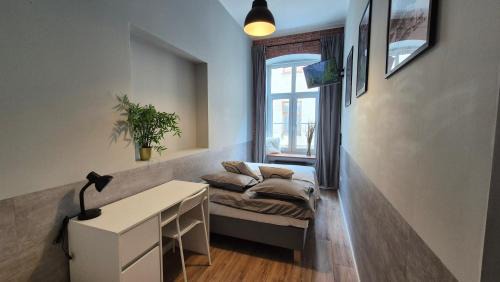 Srodmiescie Apartment | Five Rooms Piotrkowska 28