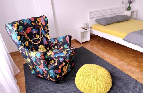 Novi Beograd Apartment | FIVE
