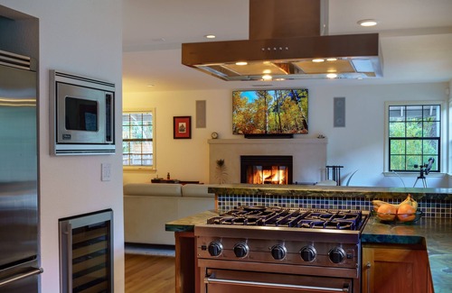 Kenwood House | Five Star Private home in Sonoma Wine Country/with weekly and monthly discounts!