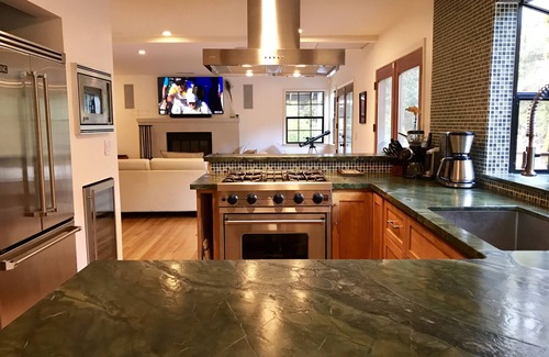 Kenwood House | Five Star Private home in Sonoma Wine Country/with weekly and monthly discounts!