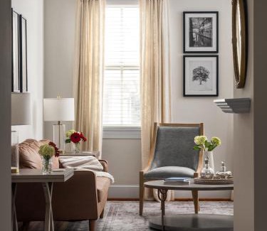 Historic District Hotel | Flag House Inn