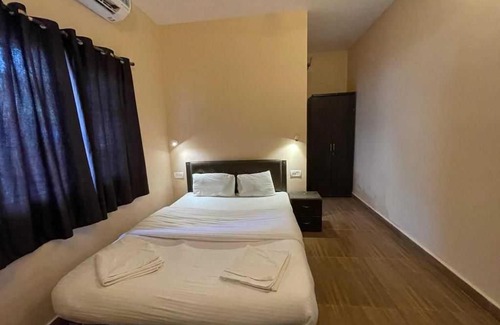 Baga Hotel | Flagship Amour By The Beach