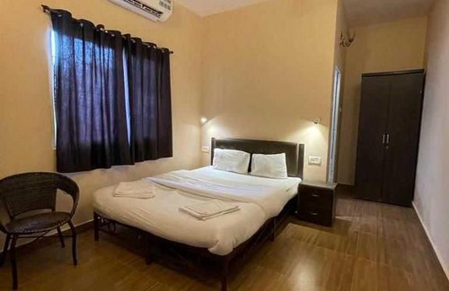 Baga Hotel | Flagship Amour By The Beach