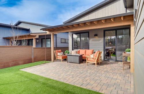 Flagstaff House | Flagstaff Home with Fire Pit and Hiking Trail Access!