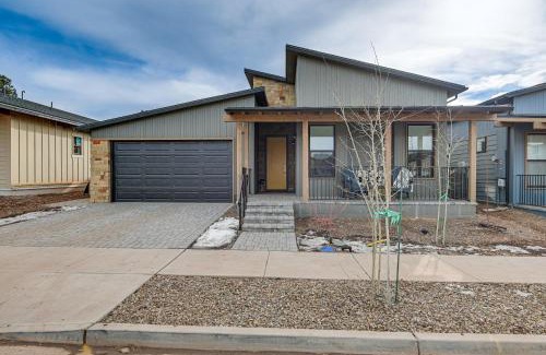 Flagstaff House | Flagstaff Home with Fire Pit and Hiking Trail Access!