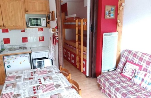 Flaine Apartment | Flaine apartment rental 4/6 people non-smoking, garden and close to slopes